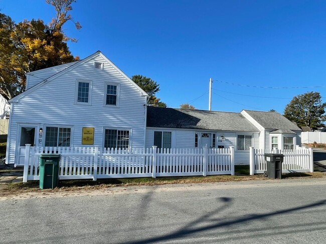 property at 65 Oak Neck Rd