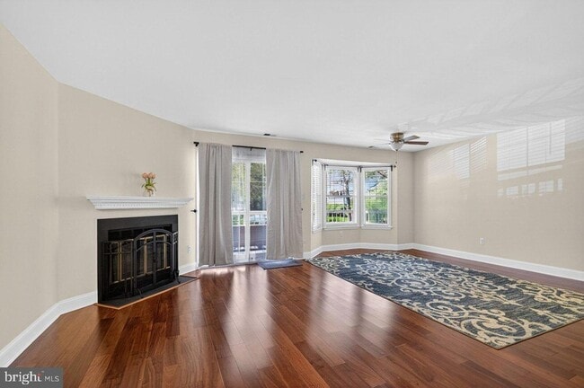 119 Commonwealth Ct, Unit 1 in Princeton, NJ - Foto de edificio - Building Photo