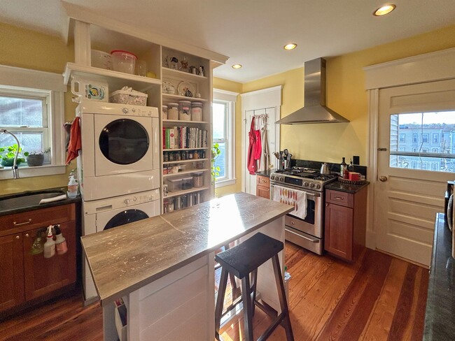 25 Boynton St in Boston, MA - Building Photo - Building Photo
