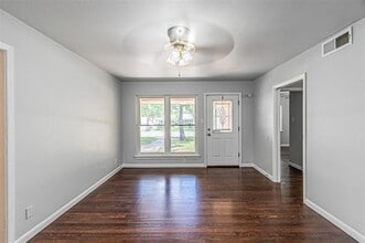 1829 Baxley Dr in Carrollton, TX - Building Photo - Building Photo