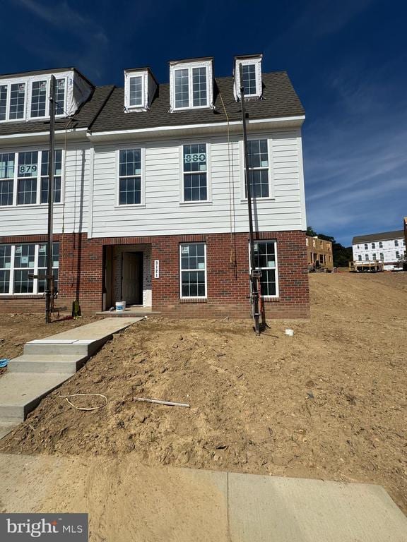 property at 3121 Overlook Dr
