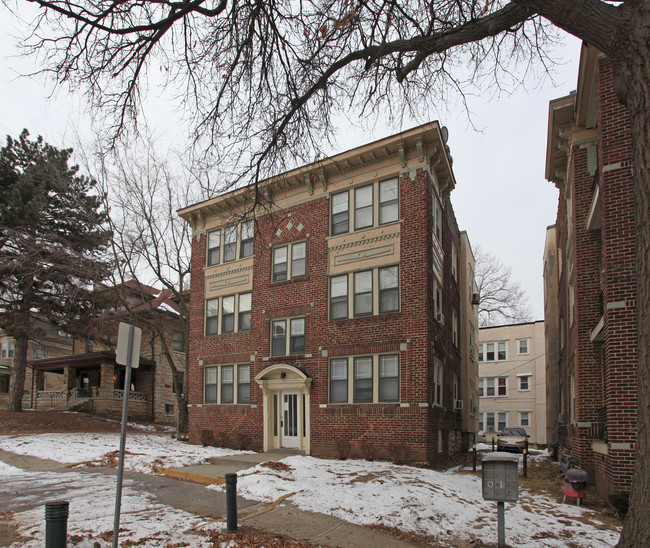 3704-3706 Washington St in Kansas City, MO - Building Photo - Building Photo