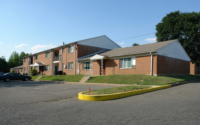 Timber Cove Apartments in Bellmawr, NJ - Building Photo - Building Photo