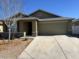 1075 Gila Dr in Safford, AZ - Building Photo