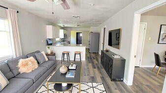 1107 Beech St in Bonham, TX - Building Photo