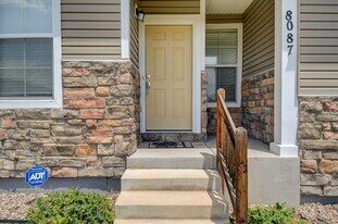 Minutes from Military Bases – Well-Maintai in Fountain, CO - Building Photo