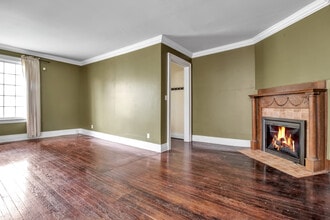 67 Crescent Ave, Unit 69 in Buffalo, NY - Foto de edificio - Building Photo