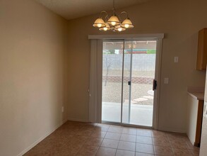 9042 E Weyburn Dr in Tucson, AZ - Building Photo - Building Photo