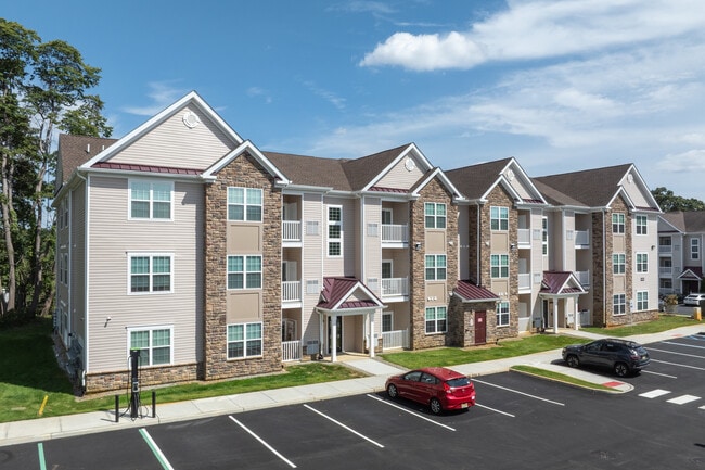 Phase III of Laurel Green in Mount Laurel, NJ - Building Photo - Building Photo