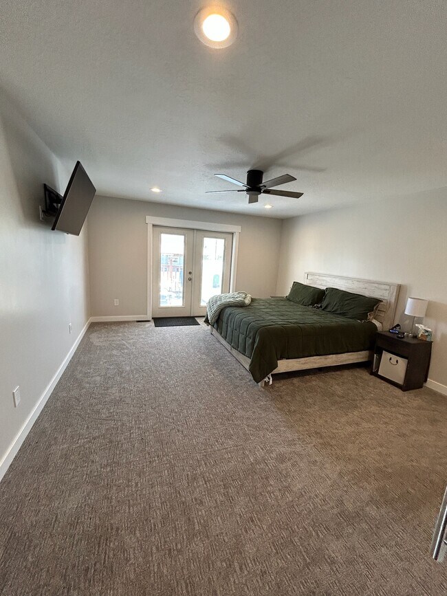 81 S 300 W in Koosharem, UT - Building Photo - Building Photo