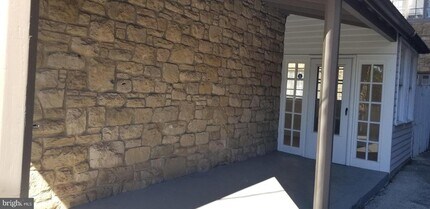 20 W 6th Ave in Conshohocken, PA - Building Photo - Building Photo