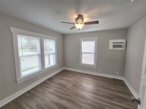 2816 St Emanuel St in Houston, TX - Building Photo - Building Photo