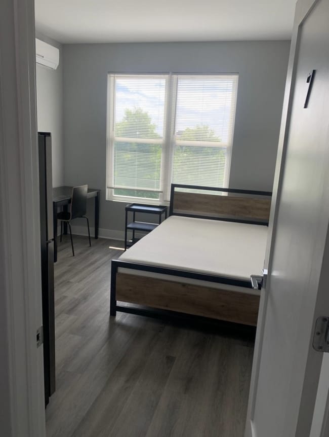property at 1028 Park Rd NW