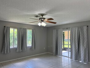 1135 Southdale Rd, Unit 104 in Ft. Myers, FL - Building Photo - Building Photo