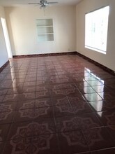 3115 Clay Ave in San Diego, CA - Building Photo - Building Photo
