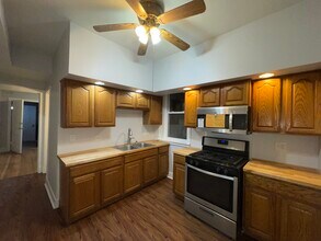 1721 W 65th St in Chicago, IL - Building Photo - Building Photo