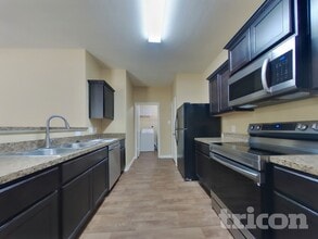 2063 Sweet Lilac Dr in Houston, TX - Building Photo - Building Photo