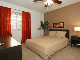 Morgan Park in Phoenix, AZ - Building Photo