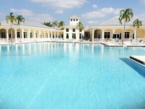 2741 NE 4th St in Homestead, FL - Building Photo - Building Photo