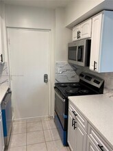 455 S Pine Island Rd in Plantation, FL - Building Photo - Building Photo