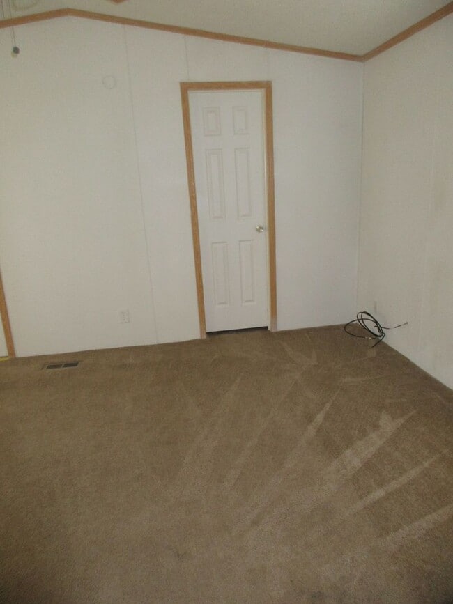 918 Iroquois Dr in Burnet, TX - Building Photo - Building Photo