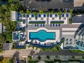 480 NE 30th St, Unit # 904 in Miami, FL - Building Photo - Building Photo
