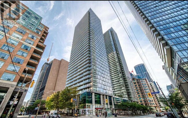 37-637 Grosvenor St