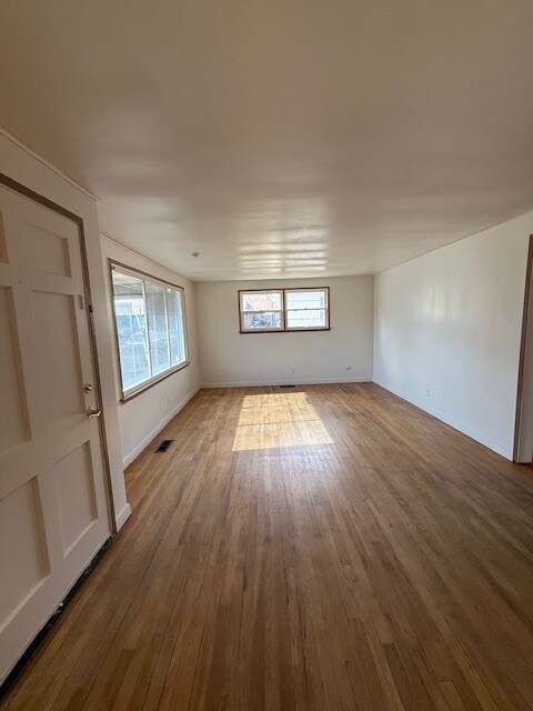 1260 Dakota St in Wenatchee, WA - Building Photo