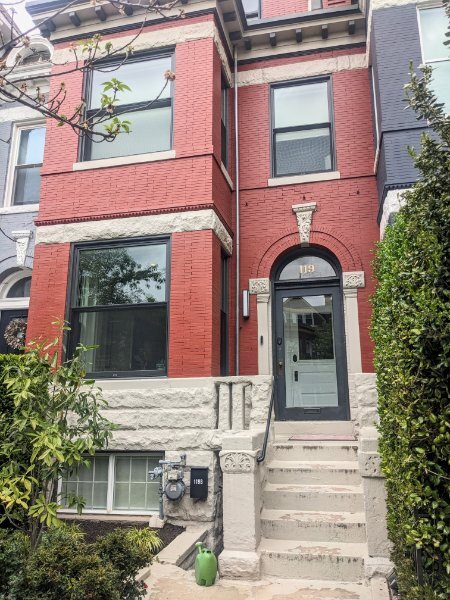 119 U St NE, Unit B in Washington, DC - Building Photo