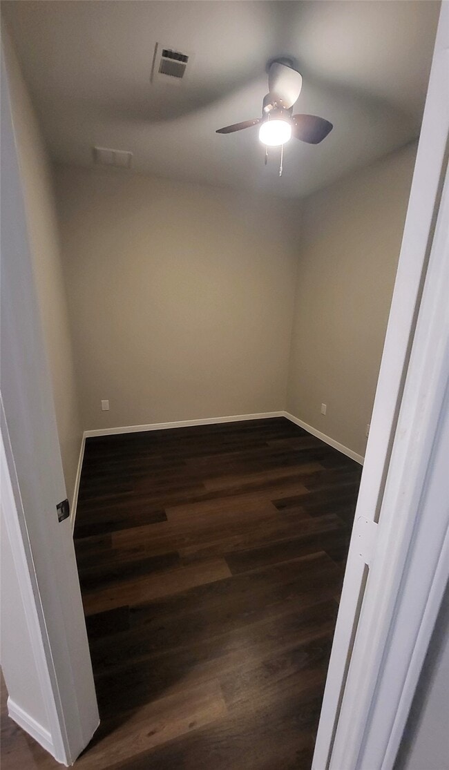 property at 10473 Pineland Dr