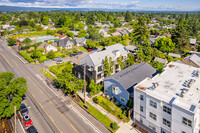 1825 N Rosa Parks Way in Portland, OR - Building Photo - Building Photo