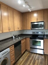 600 Bashford Ln in Alexandria, VA - Building Photo - Building Photo