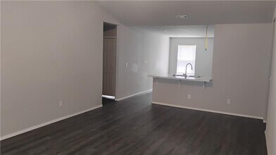 1701 Forest Dr in Centerton, AR - Building Photo - Building Photo