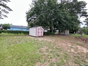 1128 Thornwood Pl in Fayetteville, NC - Building Photo - Building Photo