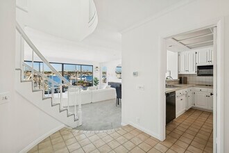 1214 E Balboa Blvd in Newport Beach, CA - Building Photo - Building Photo