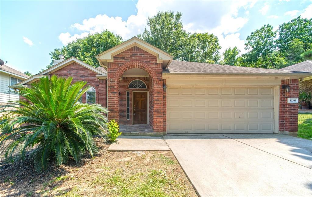 13205 Enchanted Way in Montgomery, TX - Building Photo