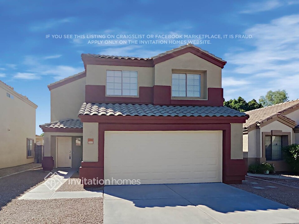 10907 E Clovis Ave in Mesa, AZ - Building Photo