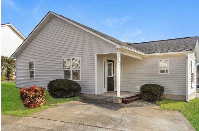 298 Maynard South Dr in Winston-Salem, NC - Foto de edificio - Building Photo