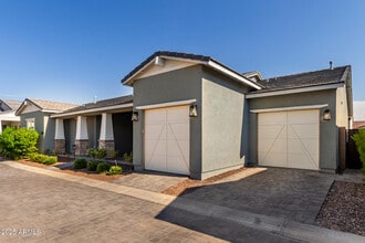 17233 W Dartmouth St in Surprise, AZ - Building Photo - Building Photo