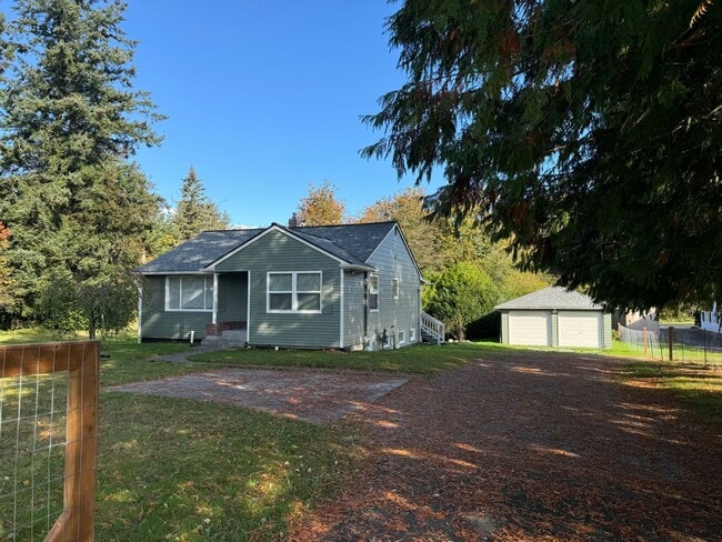 property at 18626 116th Ave SE