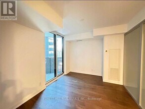 30 Tretti Wy in Toronto, ON - Building Photo - Building Photo