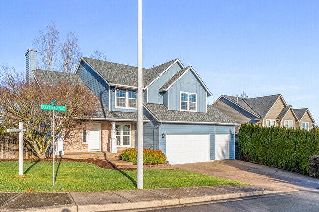 2851 Cleveland Ave NW in Salem, OR - Building Photo - Building Photo