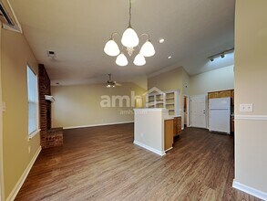 17136 Shadoan Way in Westfield, IN - Building Photo - Building Photo