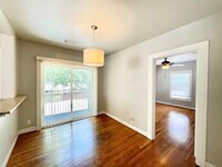 2211 Hazard St photo'