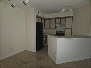 4540 Commander Dr in Orlando, FL - Building Photo - Building Photo