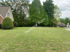 9108 Broad Leaf Ln in Soddy Daisy, TN - Building Photo - Building Photo