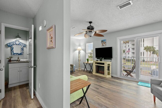 22 Moreno Point Rd-Unit -ID1285920P in Destin, FL - Building Photo - Building Photo