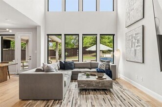 3528 Hathaway Ct in Irving, TX - Building Photo - Building Photo