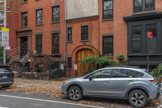 201 Kane St in Brooklyn, NY - Building Photo - Building Photo