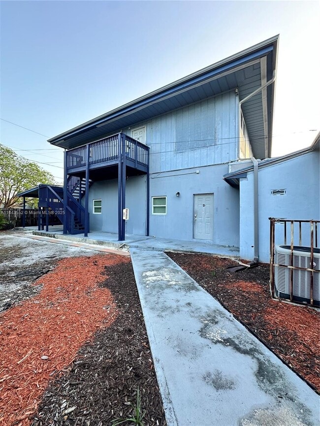 property at 808 NW 19th St